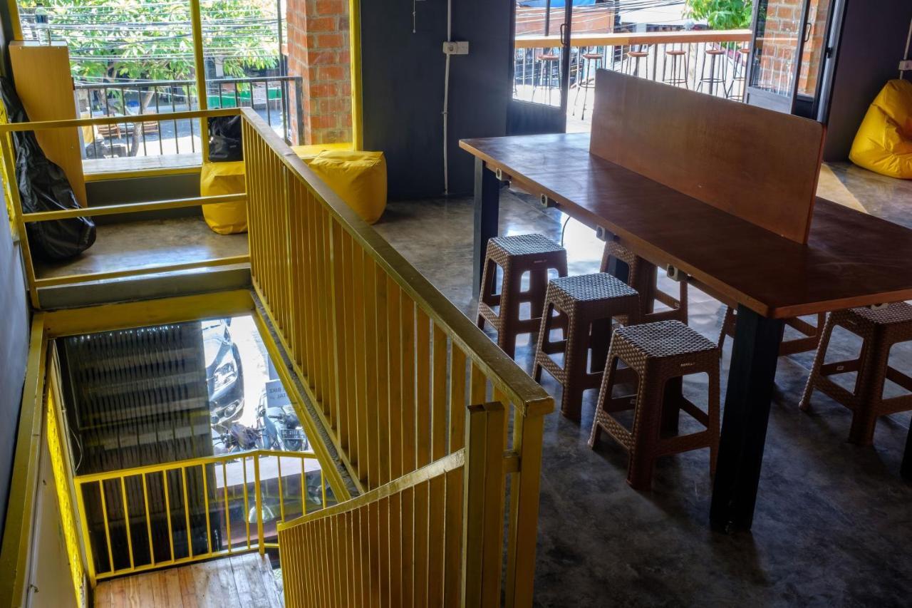Kumpul Hostel Kuta Legian Exteriér fotografie