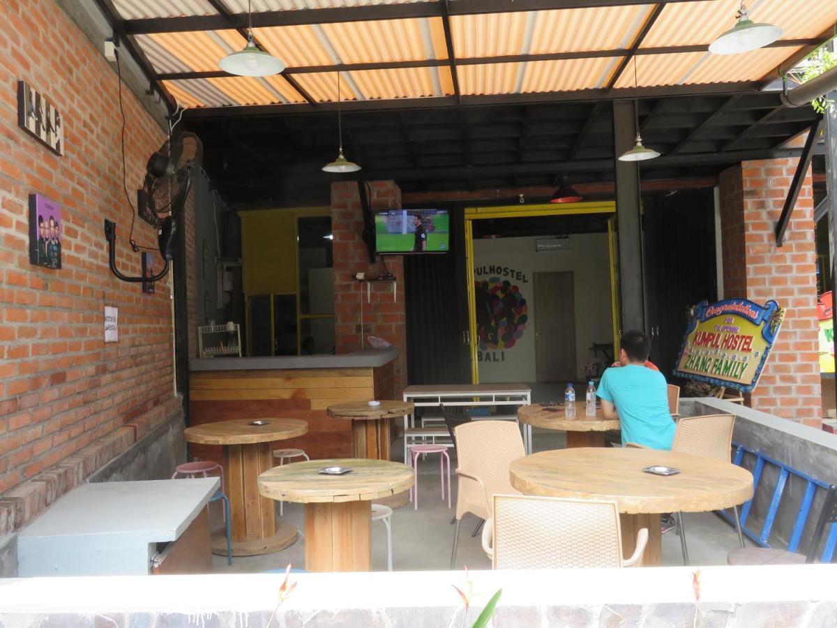 Kumpul Hostel Kuta Legian Exteriér fotografie