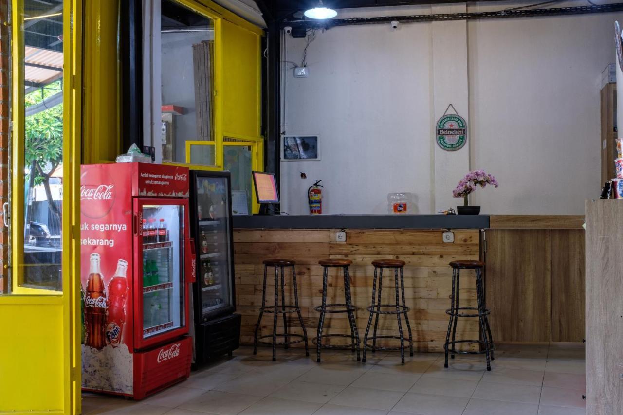 Kumpul Hostel Kuta Legian Exteriér fotografie